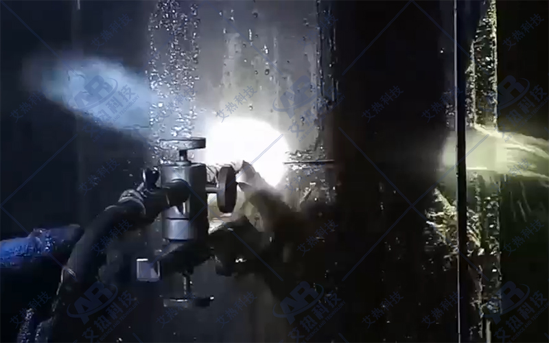 某煤矿利用水切割机切割罐道伸缩缝