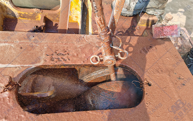 切割直径140毫米掘进机升降油缸连接销轴